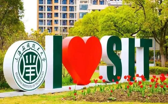 别发愁!这个黄金赛道就业香极了开元棋牌试玩高考500分段女生(图4) 别发愁!这个黄金赛道就业香极了开元棋牌试玩高考500分段女生(图4)